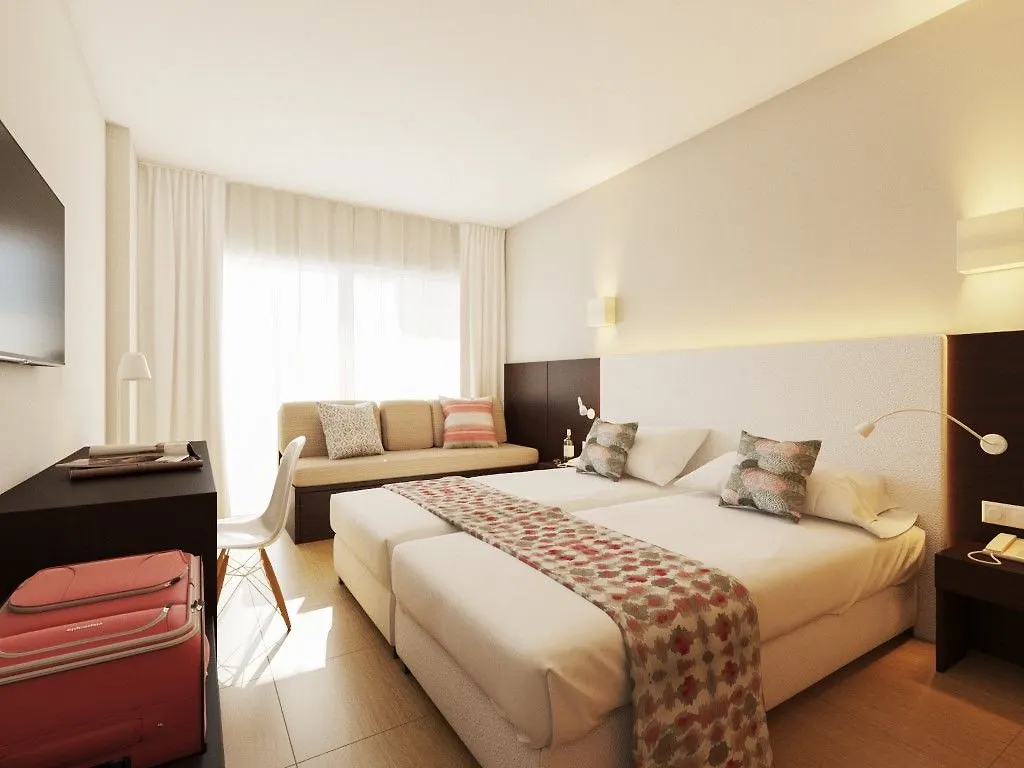 ホテル Ilunion Palmanova Mallorca